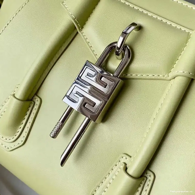Fashionreps Givenchy 2110SW0005 Bags s 0809